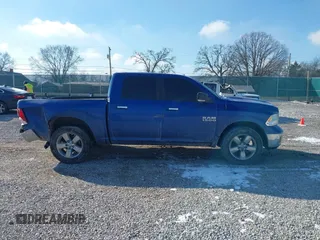 2018 Ram 1500 Big Horn z VIN 3C6RR7LG5JG203226, wystawiony jako IAAI lot #41236613 z przebiegiem 109 110 mil mil oraz . Historia ofert i sprzedaży dostępna na DreamBid. Obrazek 13.