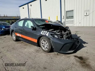 2025 Toyota Camry LE z VIN 4T1DAACK5SU523538, wystawiony jako Copart lot #55269975 z przebiegiem Nie podano mil oraz Nie do naprawy • Non repairable. Historia ofert i sprzedaży dostępna na DreamBid. Obrazek 12.