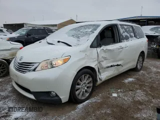 2012 Toyota Sienna XLE with VIN 5TDDK3DC4CS030704, listed as a Copart auction lot 44935165 with 120,890 mi miles and Salvage title. Bid and sale history available at DreamBid. Image 1.