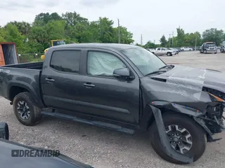 2017 Toyota Tacoma SR5 с VIN 3TMCZ5AN1HM120411, выставлен на аукционе IAAI как лот 41457008 с пробегом 75 062 миль миль и . История ставок и продаж доступна на DreamBid. Изображение 12.