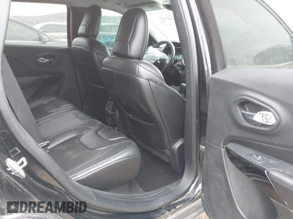 2019 Jeep Cherokee Latitude Plus with VIN 1C4PJMLX5KD432185, listed as a IAAI auction lot 40389491 with 75,703 mi miles and . Bid and sale history available at DreamBid. Image 8.