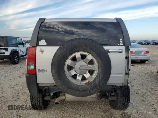 2010 Hummer H3 Luxury with VIN 5GTMNJEE8A8122291, listed as a Copart auction lot 86688274 with 127,779 mi miles and Salvage Title. Bid and sale history available at DreamBid. Image 6.