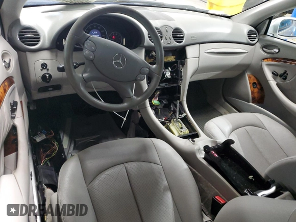 2004 Mercedes-Benz CLK 320 with VIN WDBTK65G54T005178, listed as a Copart auction lot 58312605 with 101,127 mi miles and Salvage title. Bid and sale history available at DreamBid. Image 8.