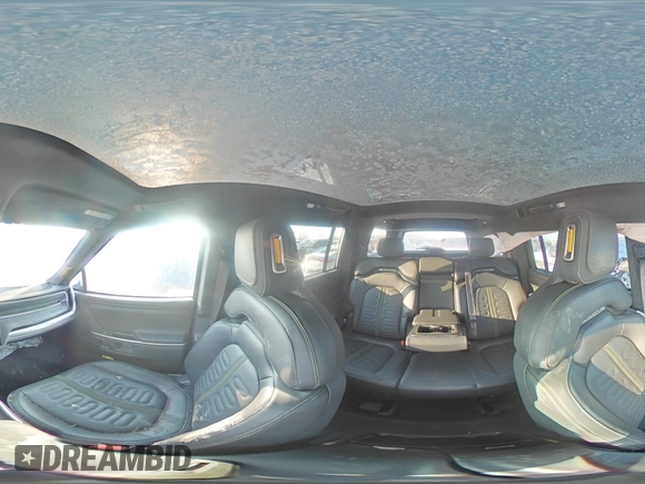 2024 Rivian R1S Adventure z VIN 7PDSGABA1RN043089, wystawiony jako Copart lot #43860515 z przebiegiem Nie podano mil oraz Nie do naprawy. Historia ofert i sprzedaży dostępna na DreamBid. Obrazek 14.