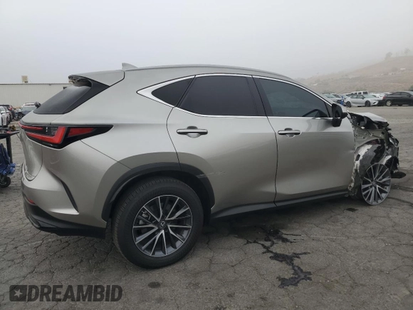 2022 Lexus NX with VIN 2T2AGCEZ9NC010933, listed as a Copart auction lot 72861934 with 19,190 mi miles and Salvage Title. Bid and sale history available at carsss.com. Image 3.