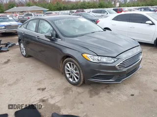 2017 Ford Fusion S with VIN 3FA6P0G78HR162713, listed as a IAAI auction lot 40820457 with 86,602 mi miles. Bid and sale history available at carsss.com. Image 1.