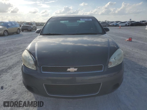 2013 Chevrolet Impala Police z VIN 2G1WD5E39D1261192, wystawiony jako Copart lot #45577065 z przebiegiem 53 892 mil mil oraz Szkoda całkowita • Salvage title. Historia ofert i sprzedaży dostępna na DreamBid. Obrazek 5.