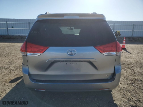 2013 Toyota Sienna LE AAS with VIN 5TDKK3DC1DS319404, listed as a Copart auction lot 51703085 with 186,364 mi miles and Salvage Title. Bid and sale history available at carsss.com. Image 6.