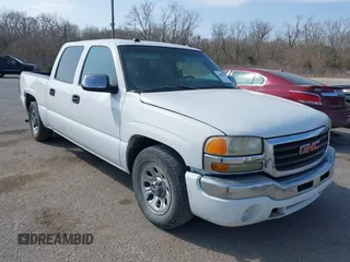 2005 GMC Sierra 1500 SLE z VIN 2GTEC13T951200069, wystawiony jako IAAI lot #41490860 z przebiegiem 253 402 mil mil oraz . Historia ofert i sprzedaży dostępna na DreamBid. Obrazek 1.