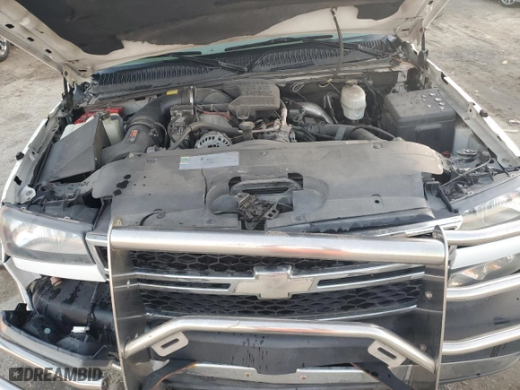 2006 Chevrolet Silverado 2500HD LT3 with VIN 1GCHK23D56F156919, listed as a Copart auction lot 84831324 with 0 mi miles and Non Repairable. Bid and sale history available at carsss.com. Image 11.