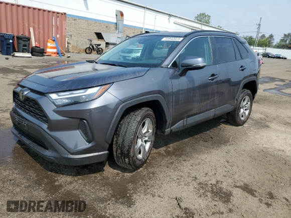 2024 Toyota RAV4 XLE with VIN 2T3P1RFV4RC451736, listed as a Copart auction lot 59940025 with 4,359 mi miles and Salvage title. Bid and sale history available at DreamBid. Image 1.