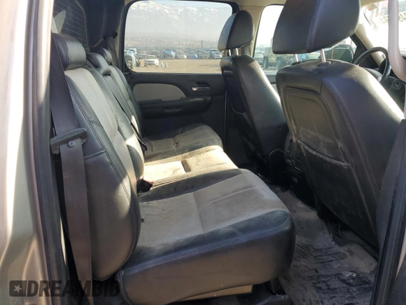 2008 Chevrolet Avalanche LT w/3LT with VIN 3GNFK12398G284843, listed as a Copart auction lot 83497794 with 191,627 mi miles and Salvage Title. Bid and sale history available at carsss.com. Image 10.