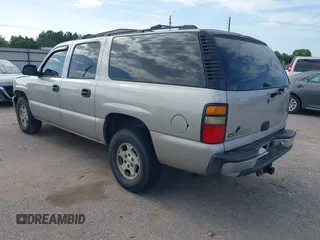 2006 Chevrolet Suburban LS z VIN 3GNEC16ZX6G101096, wystawiony jako IAAI lot #42652223 z przebiegiem 191 621 mil mil oraz . Historia ofert i sprzedaży dostępna na DreamBid. Obrazek 3.