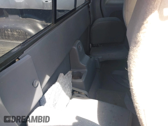 2001 Ford Ranger XL Fleet with VIN 1FTZR15E11TA22483, listed as a IAAI auction lot 42769814 with 166,018 mi miles and . Bid and sale history available at DreamBid. Image 8.