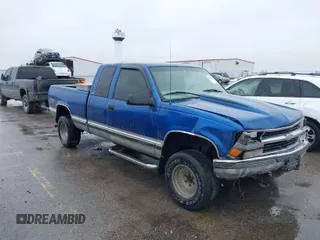 1997 Chevrolet Silverado 1500 with VIN 2GCEK19R1V1238930, listed as a IAAI auction lot 41740262 with 217,372 mi miles and . Bid and sale history available at DreamBid. Image 1.