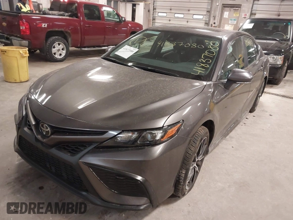 2023 Toyota Camry SE with VIN 4T1T11AK4PU796718, listed as a IAAI auction lot 41837080 with 38,243 mi miles. Bid and sale history available at carsss.com. Image 6.