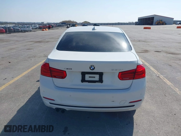 2018 BMW 3 Series 330i xDrive with VIN WBA8D9G50JNU71550, listed as a IAAI auction lot 42098935 with 45,948 mi miles and . Bid and sale history available at DreamBid. Image 17.
