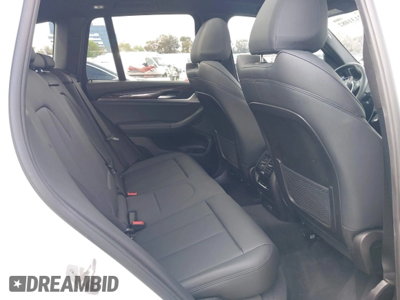 2021 BMW X3 sDrive30i with VIN 5UXTY3C01M9H12586, listed as a IAAI auction lot 42131082 with 44,206 mi miles. Bid and sale history available at carsss.com. Image 8.