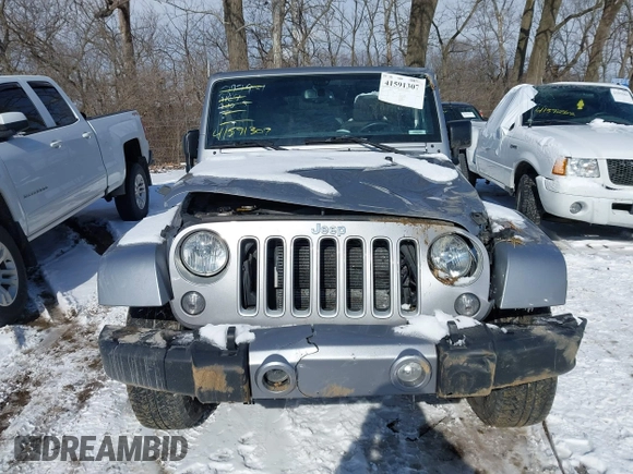2018 Jeep Wrangler JK Unlimited Sahara with VIN 1C4HJWEG9JL801714, listed as a IAAI auction lot 41591307 with 79,201 mi miles. Bid and sale history available at carsss.com. Image 12.