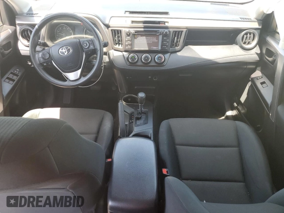 2018 Toyota RAV4 LE z VIN JTMBFREV8JJ259069, wystawiony jako Copart lot #61106715 z przebiegiem 56 770 mil mil oraz Szkoda całkowita • Salvage title. Historia ofert i sprzedaży dostępna na DreamBid. Obrazek 8.