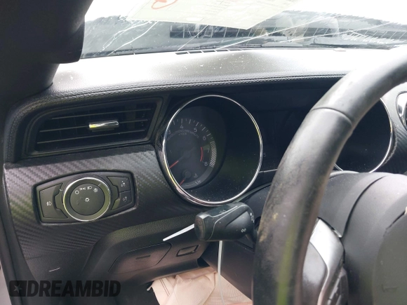 2016 Ford Mustang V6 с VIN 1FA6P8AM2G5321420, выставлен на аукционе IAAI как лот 42525170 с пробегом Не указан миль и . История ставок и продаж доступна на DreamBid. Изображение 7.