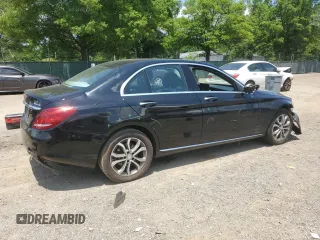 2015 Mercedes-Benz C 300 Luxury with VIN 55SWF4KB0FU022927, listed as a Copart auction lot 61828975 with 97,541 mi miles and Salvage title. Bid and sale history available at DreamBid. Image 3.