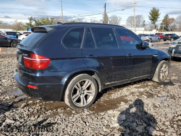 2012 BMW X5 M with VIN 5YMGY0C55CLK27483, listed as a Copart auction lot 85232104 with 116,338 mi miles and Salvage Title. Bid and sale history available at carsss.com. Image 3.