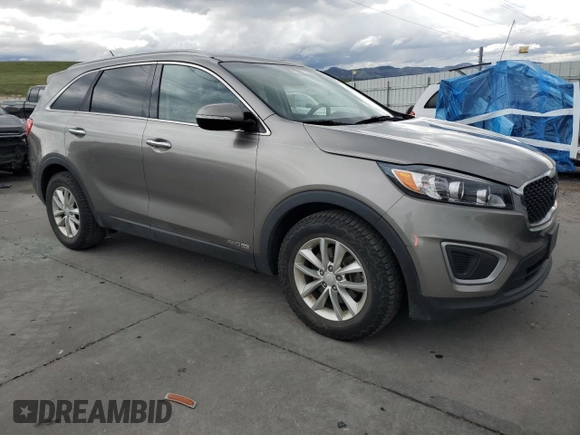 2016 Kia Sorento LX z VIN 5XYPGDA52GG107017, wystawiony jako Copart lot #55630995 z przebiegiem 110 423 mil mil oraz Nie do naprawy • Non repairable. Historia ofert i sprzedaży dostępna na DreamBid. Obrazek 4.
