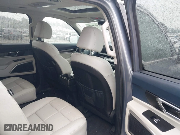 2024 Kia Telluride EX with VIN 5XYP34GC8RG493124, listed as a IAAI auction lot 42438819 with 20,320 mi miles and . Bid and sale history available at DreamBid. Image 8.