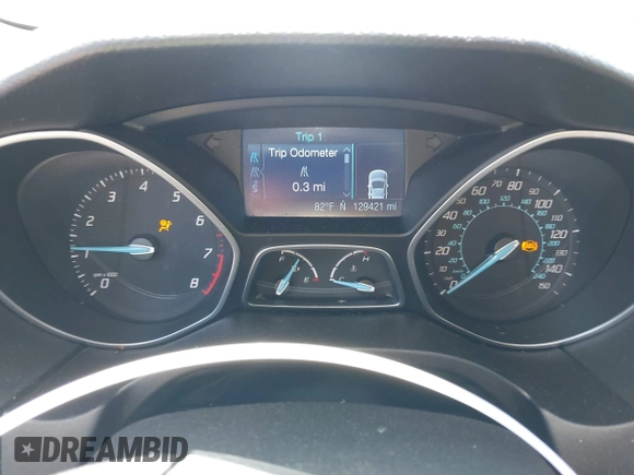 2012 Ford Focus SEL with VIN 1FAHP3M22CL335913, listed as a IAAI auction lot 42143922 with 129,421 mi miles. Bid and sale history available at carsss.com. Image 7.