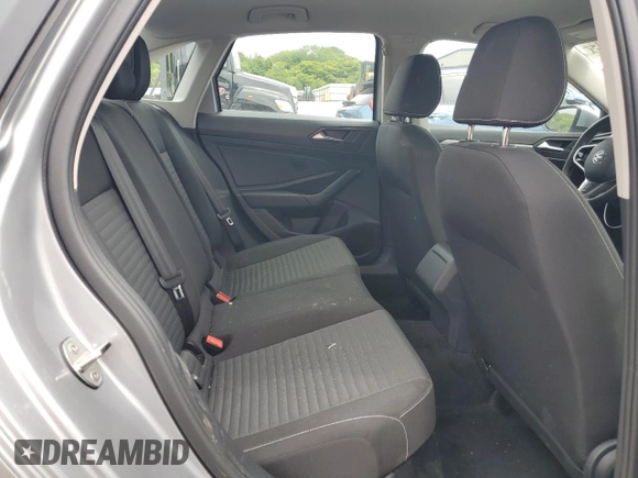 2024 Volkswagen Jetta S with VIN 3VW5M7BU3RM091307, listed as a Copart auction lot 61591025 with 21,581 mi miles and Clean title. Bid and sale history available at DreamBid. Image 10.
