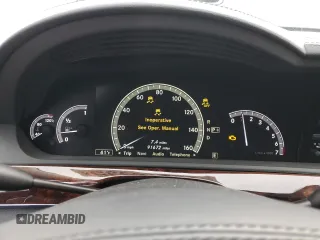 2012 Mercedes-Benz S 550 z VIN WDDNG9EB5CA435357, wystawiony jako Copart lot #49278995 z przebiegiem 91 672 mil mil oraz Szkoda całkowita • Salvage title. Historia ofert i sprzedaży dostępna na DreamBid. Obrazek 9.