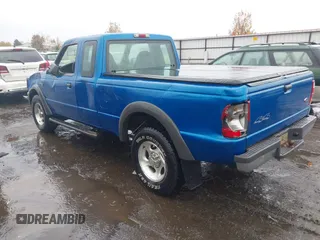 2001 Ford Ranger XL Fleet with VIN 1FTZR15E11PB54233, listed as a IAAI auction lot 40940125 with 94,250 mi miles. Bid and sale history available at carsss.com. Image 3.
