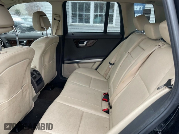 2013 Mercedes-Benz GLK with VIN WDCGG8JB0DF983820, listed as a Copart auction lot 55112155 with 141,094 mi miles and Clean Title. Bid and sale history available at carsss.com. Image 6.