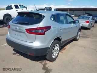 2021 Nissan Rogue Sport S with VIN JN1BJ1AV5MW568661, listed as a IAAI auction lot 41963229 with 64,221 mi miles. Bid and sale history available at carsss.com. Image 4.