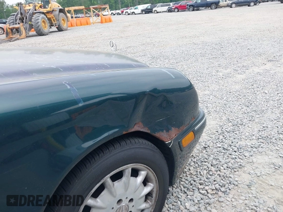2002 Mercedes-Benz E-Class with VIN WDBJH65J12B462834, listed as a IAAI auction lot 42086848 with 190,720 mi miles. Bid and sale history available at carsss.com. Image 13.