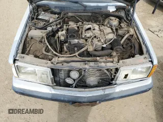 1985 Mercedes-Benz 190 z VIN WDBDB22C8FF039826, wystawiony jako Copart lot #47875265 z przebiegiem 159 296 mil mil oraz Szkody całkowita. Historia ofert i sprzedaży dostępna na DreamBid. Obrazek 11.