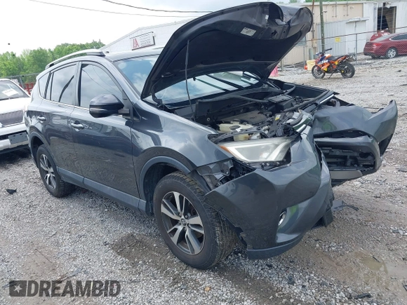 2018 Toyota RAV4 XLE z VIN 2T3WFREV8JW429188, wystawiony jako IAAI lot #42121963 z przebiegiem 133 462 mil mil oraz . Historia ofert i sprzedaży dostępna na DreamBid. Obrazek 1.