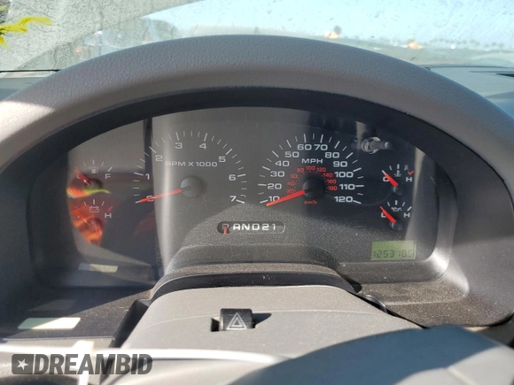 2006 Ford F-150 STX with VIN 1FTRX02W06KD91863, listed as a Copart auction lot 74620844 with 125,318 mi miles and Non repairable. Bid and sale history available at DreamBid. Image 9.