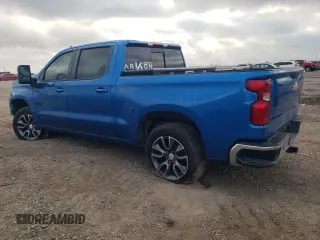 2022 Chevrolet Silverado 1500 LT with VIN 3GCPACED5NG594130, listed as a Copart auction lot 43987345 with 62,367 mi miles and Salvage Title. Bid and sale history available at carsss.com. Image 2.