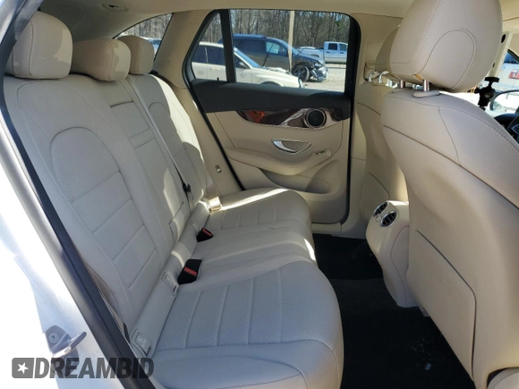 2018 Mercedes-Benz GLC 300 with VIN WDC0G4JB4JV038963, listed as a Copart auction lot 59706815 with 31,404 mi miles and Non repairable. Bid and sale history available at DreamBid. Image 11.