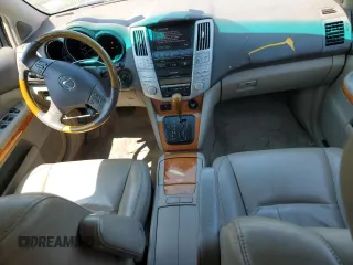 2006 Lexus RX 330 z VIN 2T2HA31UX6C093543, wystawiony jako Copart lot #61458835 z przebiegiem 157 653 mil mil oraz Szkoda całkowita • Salvage title. Historia ofert i sprzedaży dostępna na DreamBid. Obrazek 8.