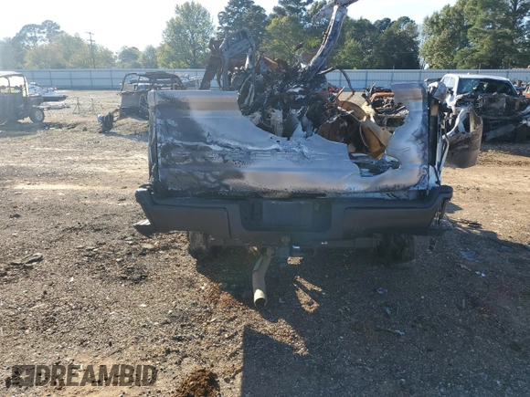 2023 Ford F-250 XL z VIN 1FT7W2BA6PED08138, wystawiony jako Copart lot #80340254 z przebiegiem Nie podano mil oraz Nie do naprawy • Non repairable. Historia ofert i sprzedaży dostępna na DreamBid. Obrazek 6.