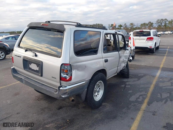 2000 Toyota 4Runner with VIN JT3GM84R4Y0053228, listed as a IAAI auction lot 41153788 with 276,024 mi miles. Bid and sale history available at carsss.com. Image 4.
