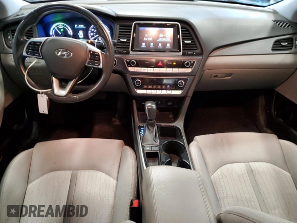 2019 Hyundai Sonata Hybrid SE with VIN KMHE24L32KA090936, listed as a Copart auction lot 49144353 with 80,044 mi miles. Bid and sale history available at carsss.com. Image 8.
