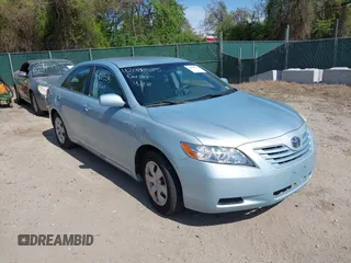 2007 Toyota Camry CE with VIN 4T1BE46K47U721821, listed as a IAAI auction lot 42088535 with 173,646 mi miles. Bid and sale history available at carsss.com. Image 1.