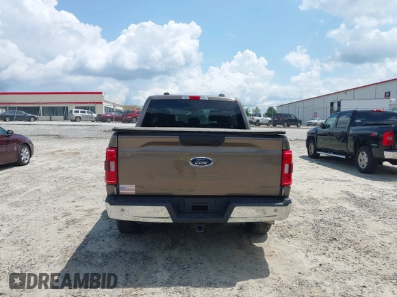 2022 Ford F-150 XL z VIN 1FTEW1EB9NFB50424, wystawiony jako IAAI lot #42553241 z przebiegiem 32 982 mil mil oraz . Historia ofert i sprzedaży dostępna na DreamBid. Obrazek 16.