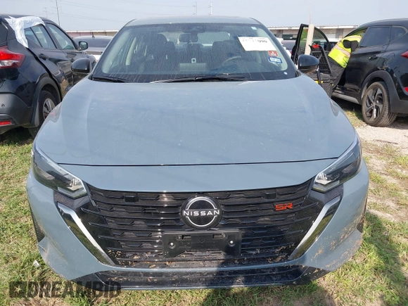 2025 Nissan Sentra SR с VIN 3N1AB8DV9SY217867, выставлен на аукционе IAAI как лот 41945090 с пробегом 6 717 миль миль и . История ставок и продаж доступна на DreamBid. Изображение 12.