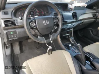 2016 Honda Accord Touring z VIN 1HGCT2B06GA004718, wystawiony jako Copart lot #59958695 z przebiegiem 119 894 mil mil oraz Szkoda całkowita • Salvage title. Historia ofert i sprzedaży dostępna na DreamBid. Obrazek 8.