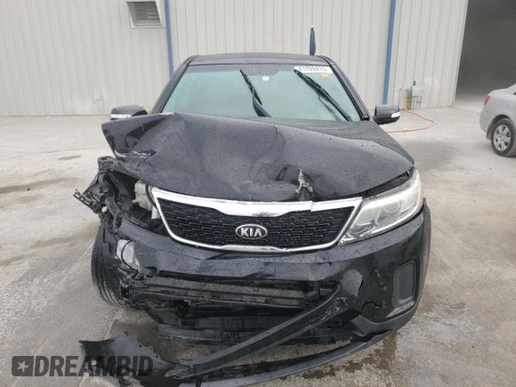 2015 Kia Sorento LX with VIN 5XYKT3A69FG642353, listed as a Copart auction lot 41709415 with Not Provided miles and Salvage Title. Bid and sale history available at DreamBid. Image 5.